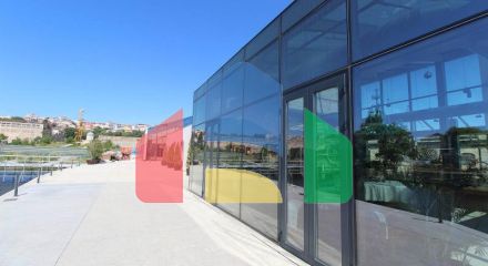 Квартира 1+1 с видом на море в Стамбуле