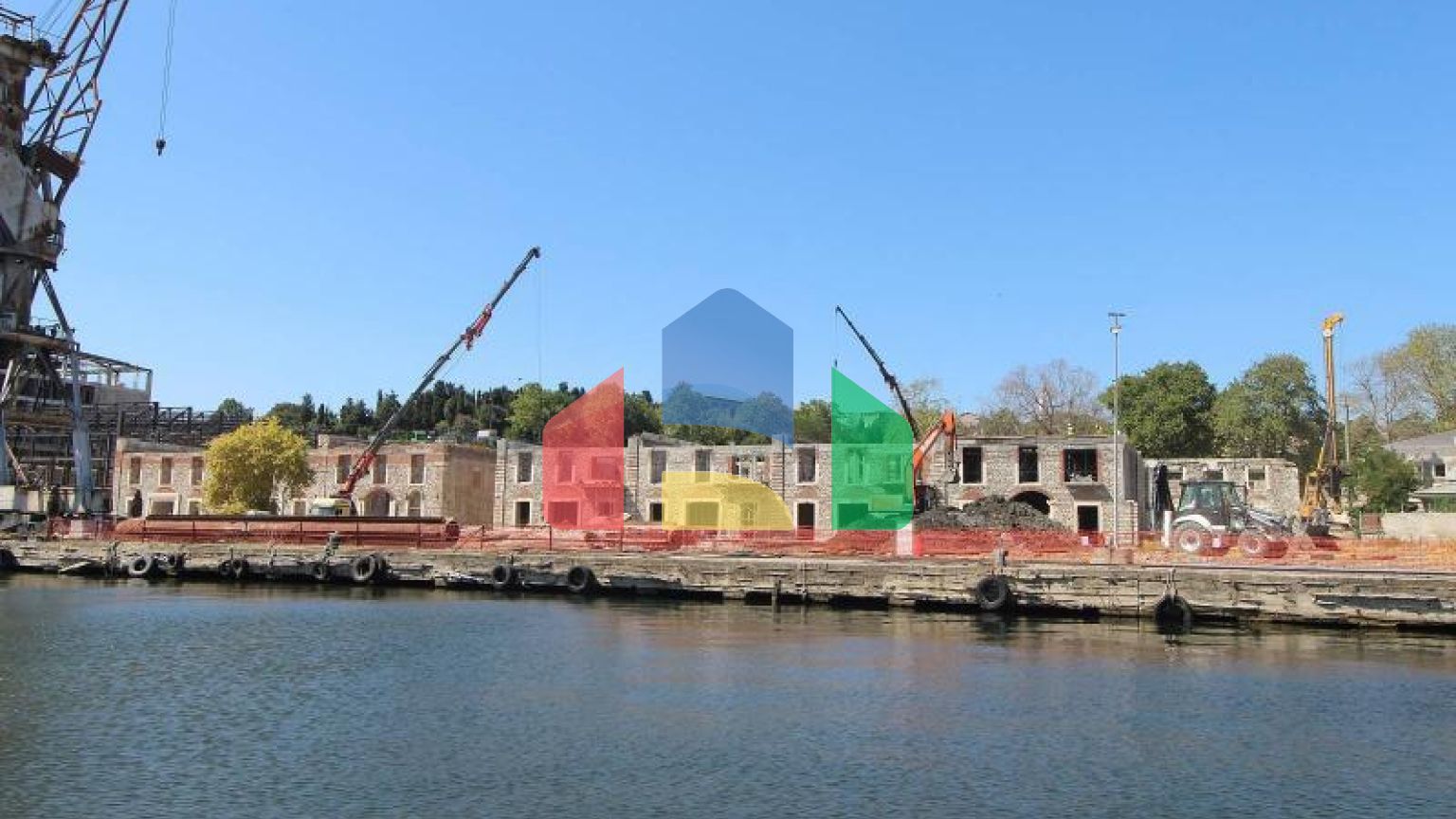 Квартира 1+1 с видом на море в Стамбуле