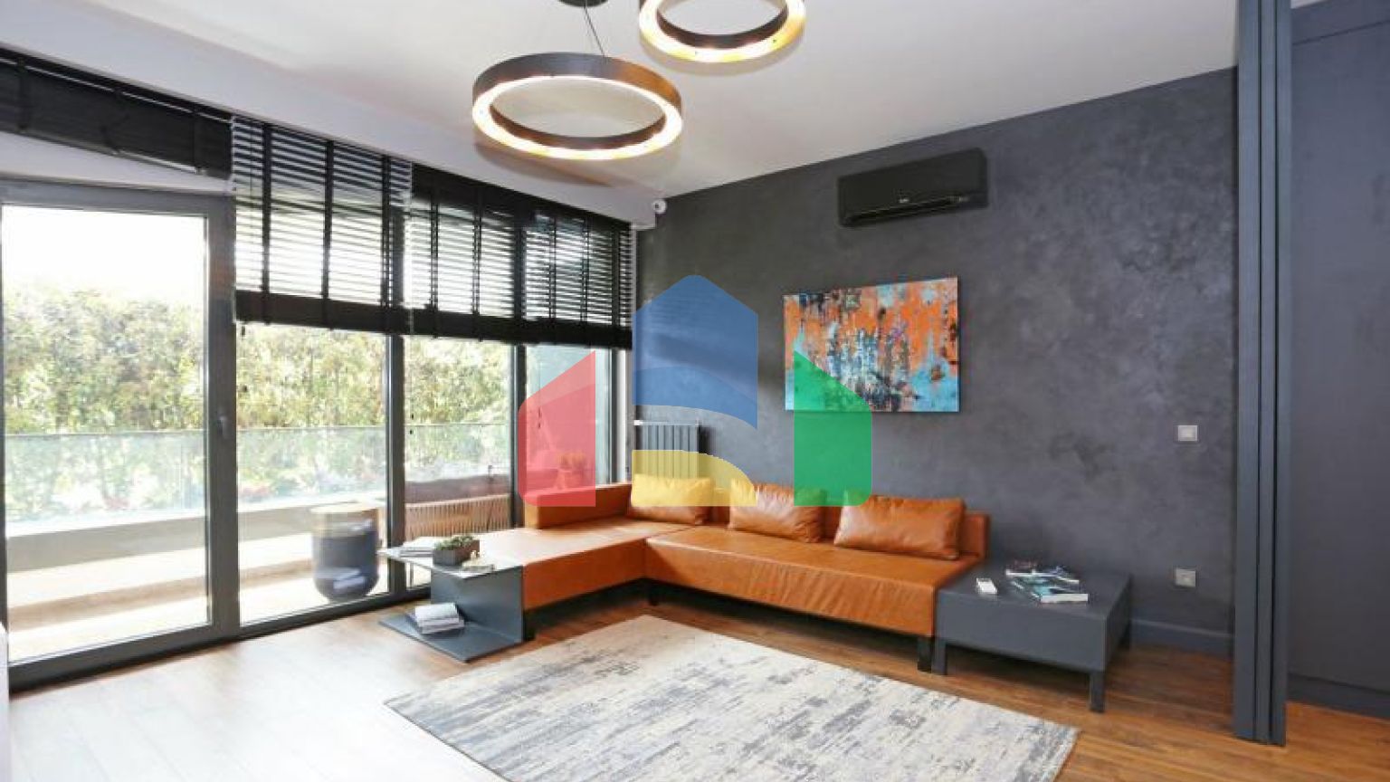 Пентхаус 3+1 с видом на море в Стамбуле