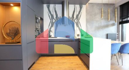 Пентхаус 3+1 с видом на море в Стамбуле