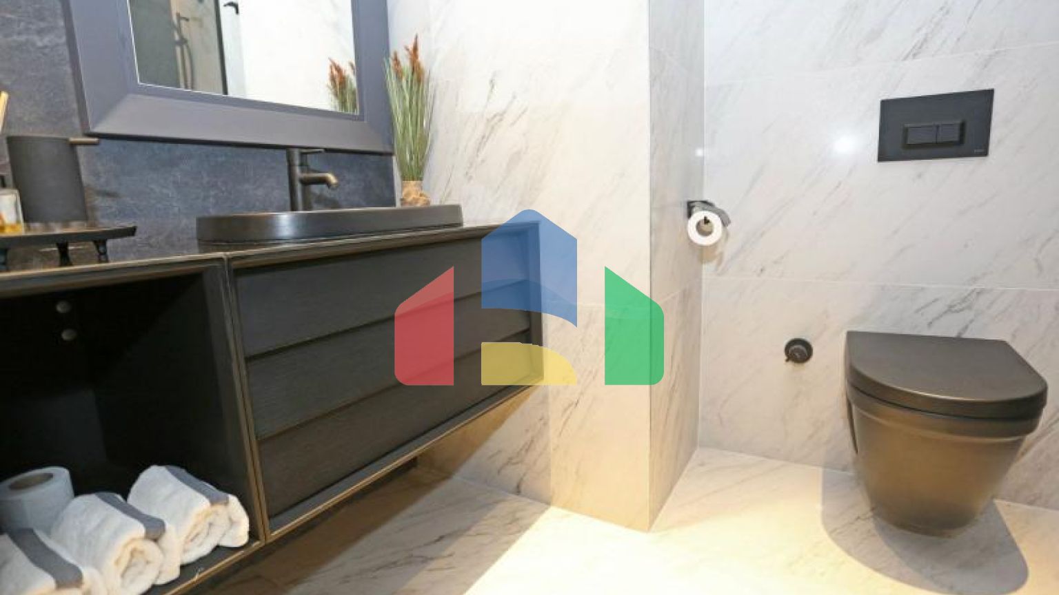 Пентхаус 3+1 с видом на море в Стамбуле