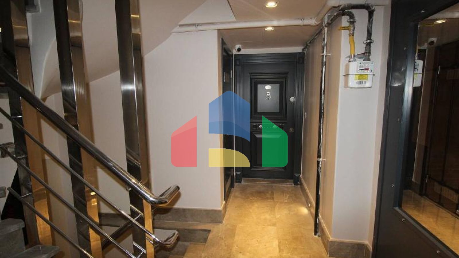 Квартира 1+1 с видом на море в Стамбуле