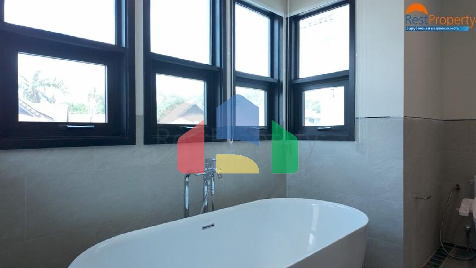 Вілли в середземноморському стилі на Банг Тао