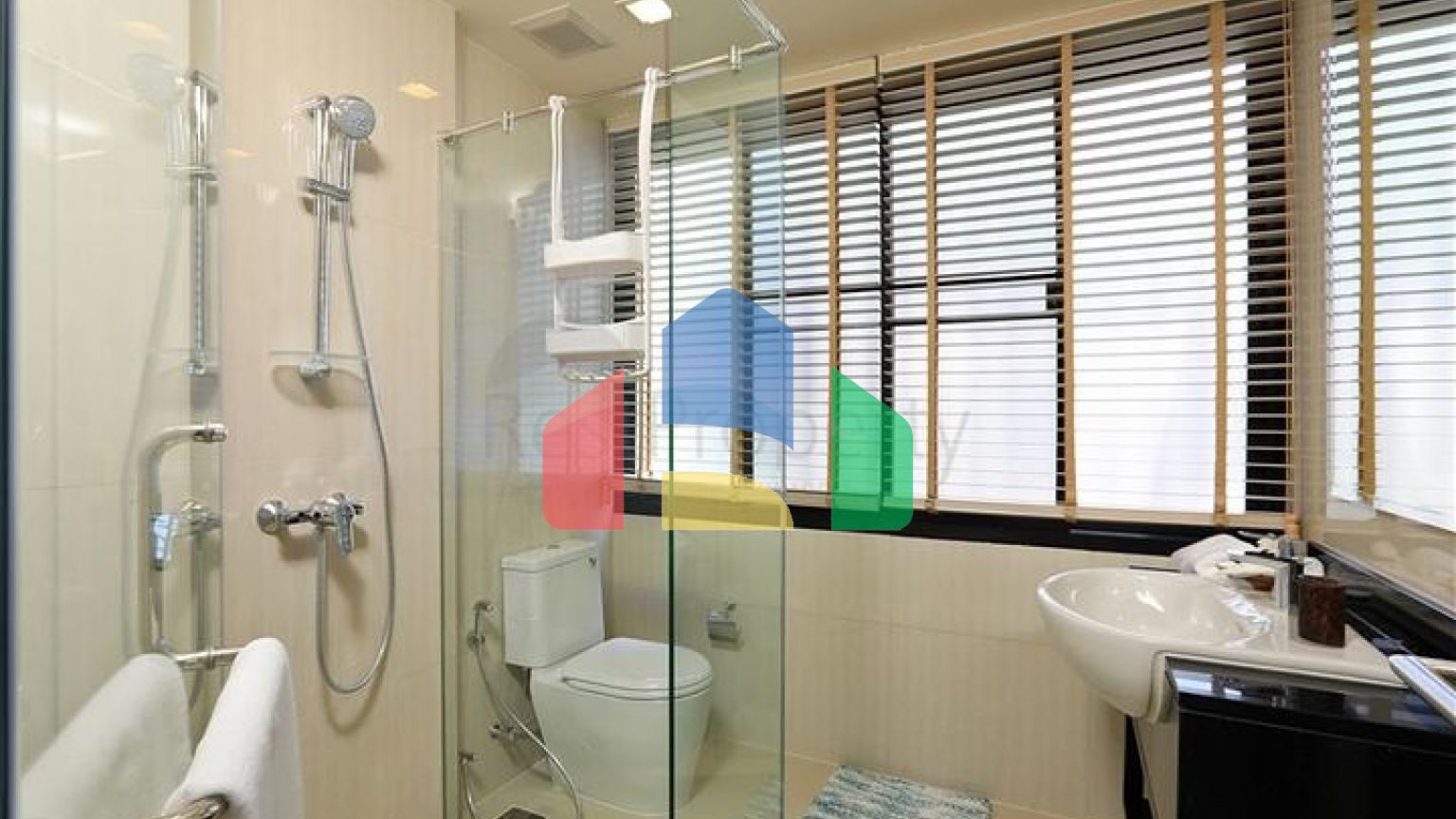 Таунхаус в самому центрі лагуни