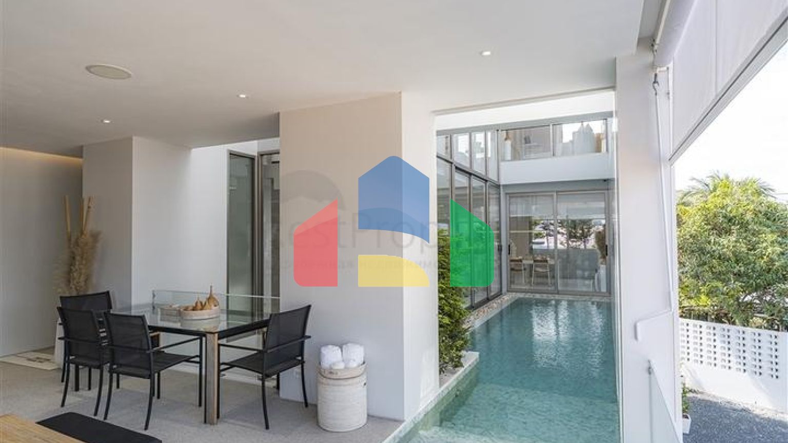 Комплекс вілл в районі Бангтао