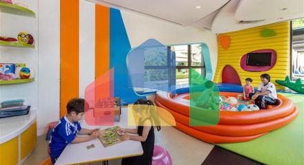 Вілла-дуплекс з трьома спальнями в новому комплексі