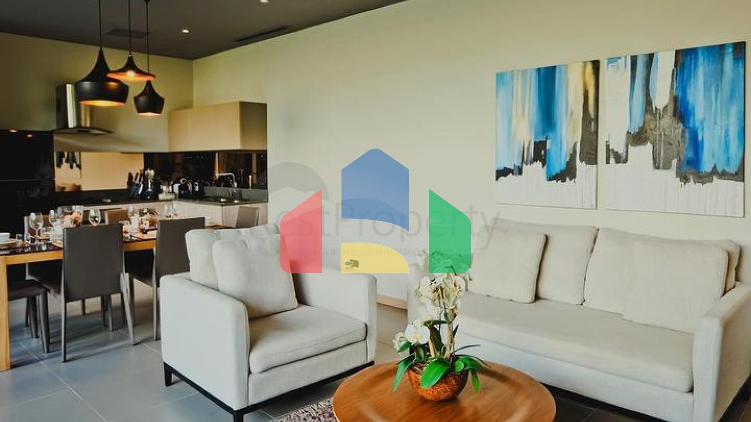 Вілли з трьома спальнями і особистим басейном в 10 хв до моря