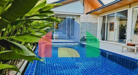 Вілли з трьома спальнями і особистим басейном в 10 хв до моря