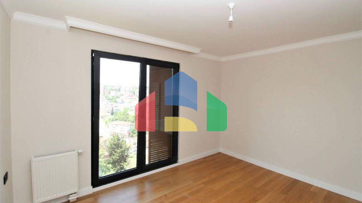 Квартира 4+1 с видом на море в Стамбуле