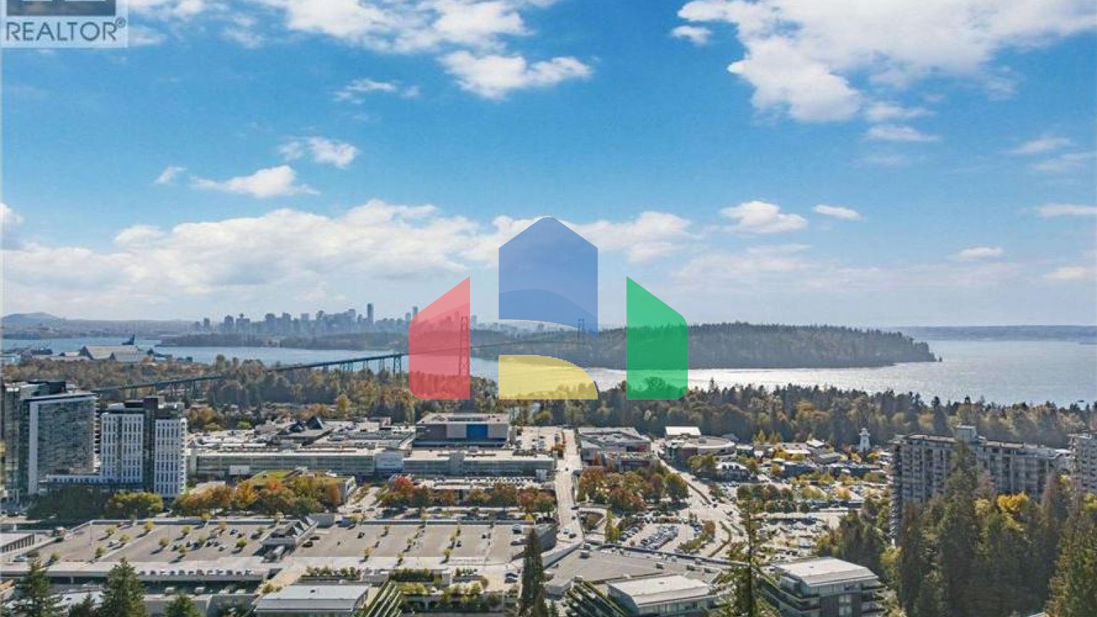 Residential - Single Family Home - West Vancouver, Canada - Canada