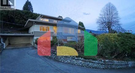 Residential - Single Family Home - West Vancouver, Canada - Canada