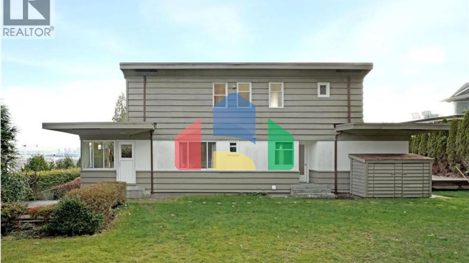 Residential - Single Family Home - West Vancouver, Canada - Canada