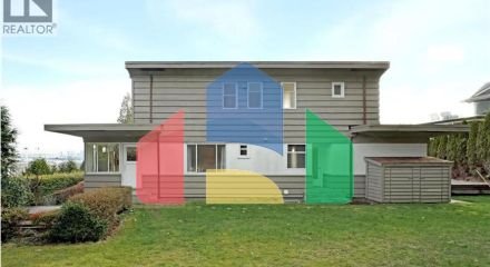 Residential - Single Family Home - West Vancouver, Canada - Canada