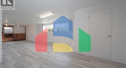 Residential - Single Family Home - West Vancouver, Canada - Canada