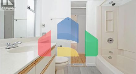 Residential - Single Family Home - West Vancouver, Canada - Canada