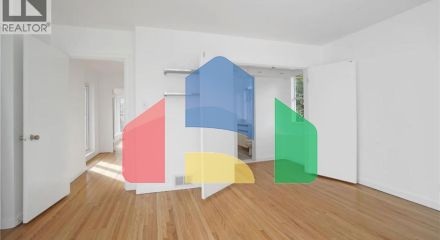 Residential - Single Family Home - West Vancouver, Canada - Canada