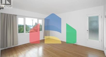 Residential - Single Family Home - West Vancouver, Canada - Canada