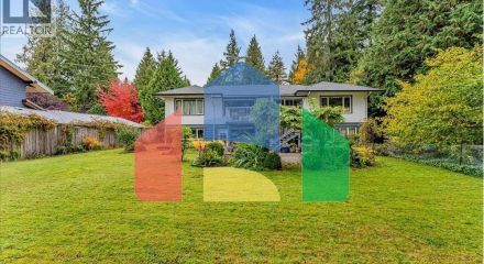 Residential - Single Family Home - West Vancouver, Canada - Canada