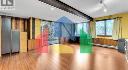 Residential - Single Family Home - West Vancouver, Canada - Canada