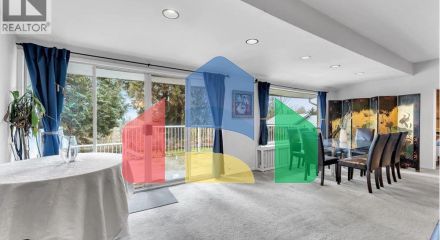 Residential - Single Family Home - West Vancouver, Canada - Canada