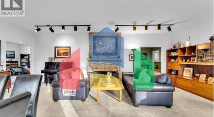 Residential - Single Family Home - West Vancouver, Canada - Canada