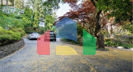 Residential - Single Family Home - West Vancouver, Canada - Canada