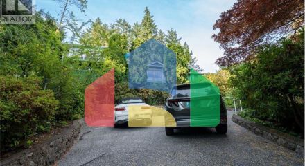 Residential - Single Family Home - West Vancouver, Canada - Canada