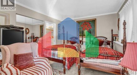 Residential - Single Family Home - West Vancouver, Canada - Canada