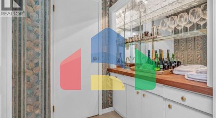 Residential - Single Family Home - West Vancouver, Canada - Canada