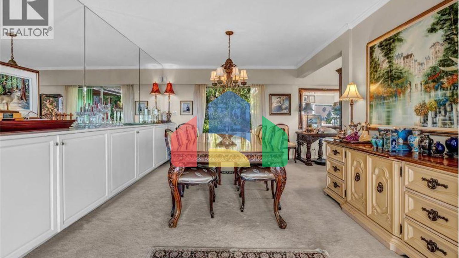 Residential - Single Family Home - West Vancouver, Canada - Canada