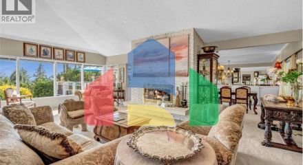 Residential - Single Family Home - West Vancouver, Canada - Canada