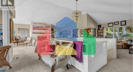 Residential - Single Family Home - West Vancouver, Canada - Canada