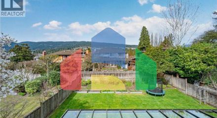 Residential - Single Family Home - West Vancouver, Canada - Canada