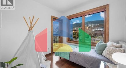 Residential - Single Family Home - West Vancouver, Canada - Canada