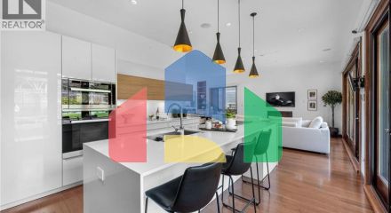 Residential - Single Family Home - West Vancouver, Canada - Canada