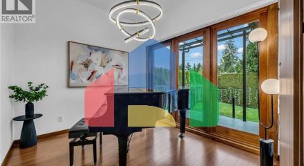 Residential - Single Family Home - West Vancouver, Canada - Canada