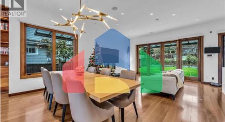 Residential - Single Family Home - West Vancouver, Canada - Canada