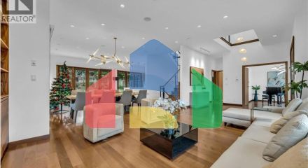 Residential - Single Family Home - West Vancouver, Canada - Canada