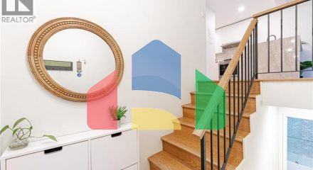 Residential - Townhouse - West Vancouver, Canada - Canada