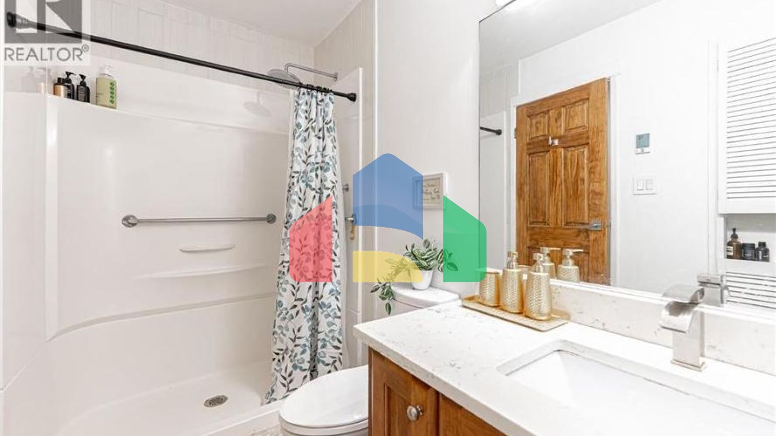 Residential - Townhouse - West Vancouver, Canada - Canada