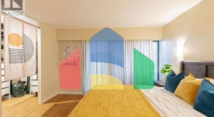 Residential - Townhouse - West Vancouver, Canada - Canada