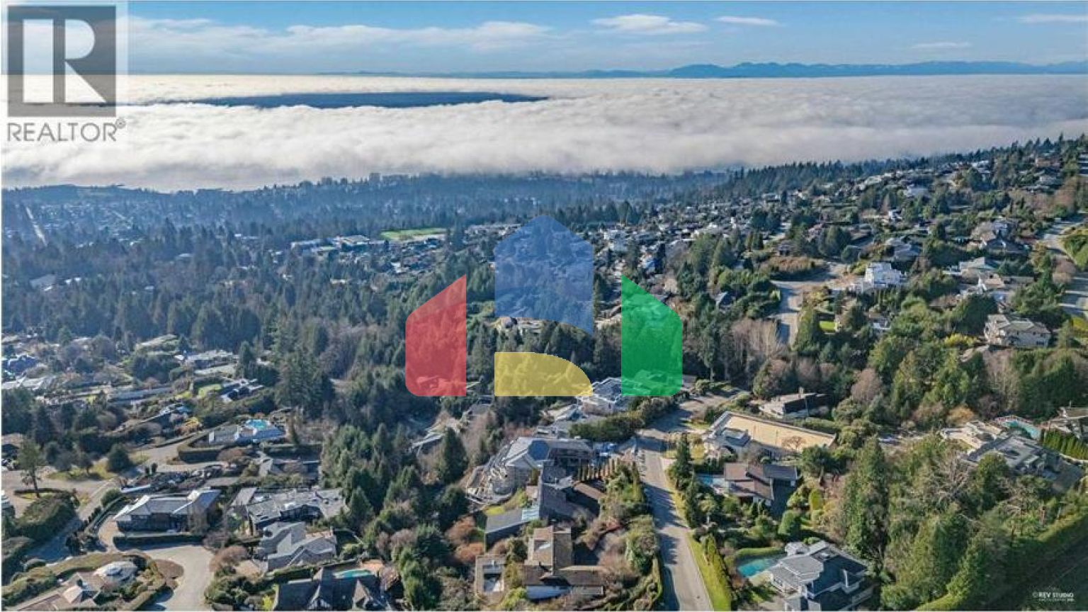 Residential - Single Family Home - West Vancouver, Canada - Canada