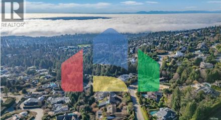 Residential - Single Family Home - West Vancouver, Canada - Canada