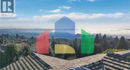 Residential - Single Family Home - West Vancouver, Canada - Canada