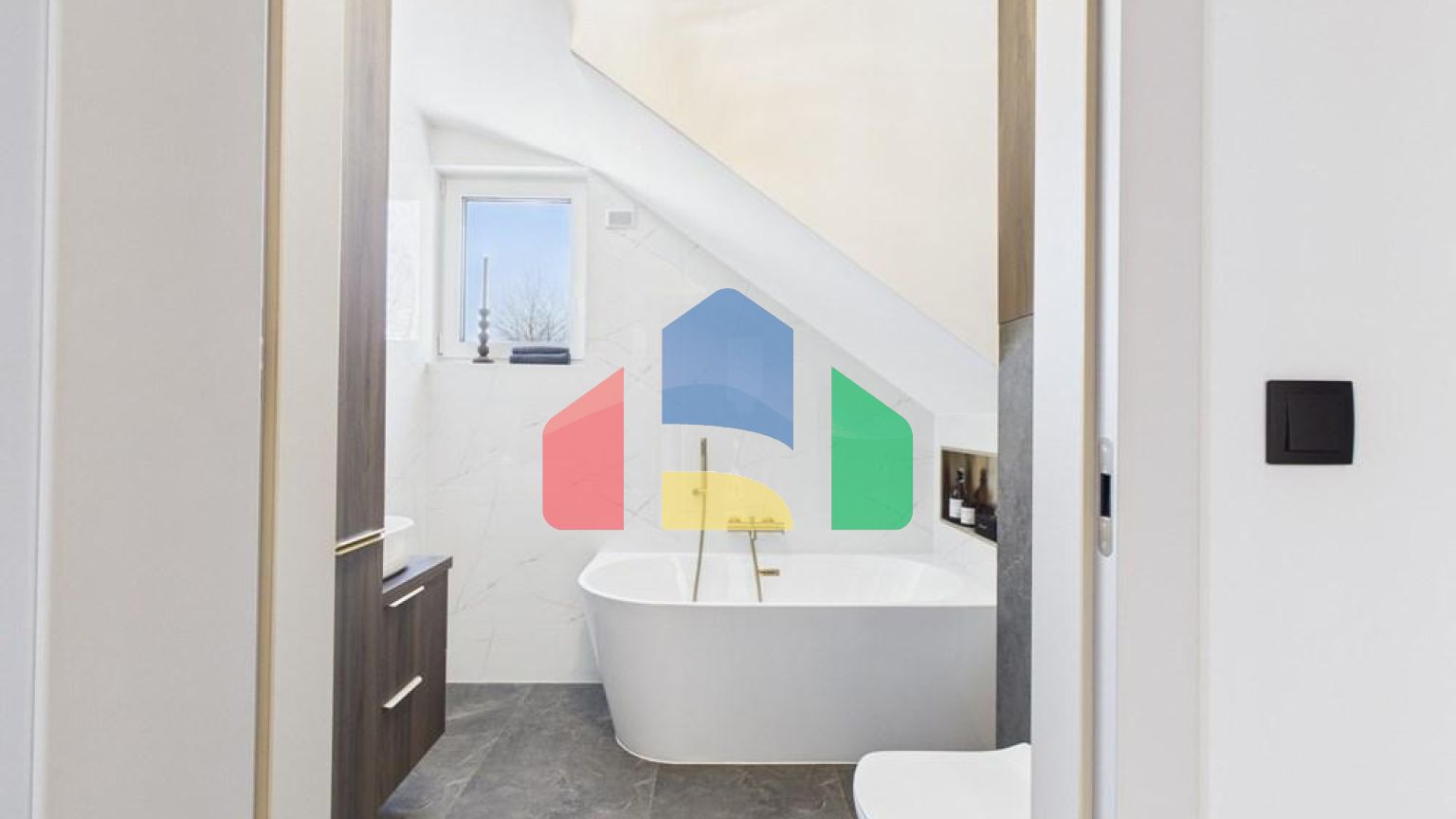 Residential - Apartment downstairs - Warszawa, Poland - PL