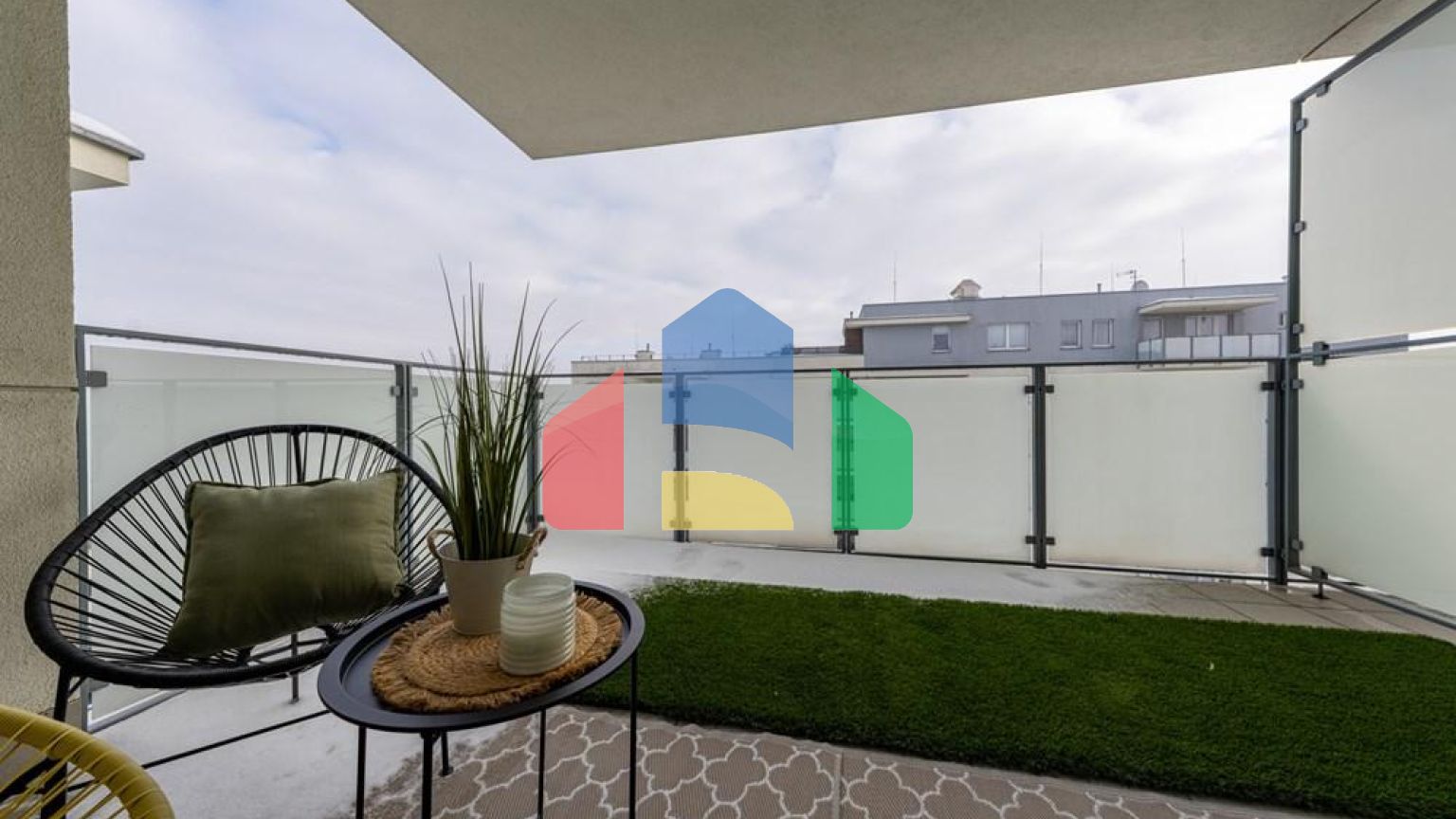 Residential - Condo/Apartment - Warszawa, Poland - PL