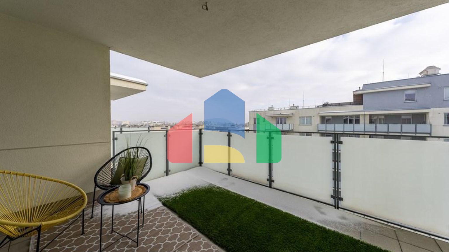 Residential - Condo/Apartment - Warszawa, Poland - PL