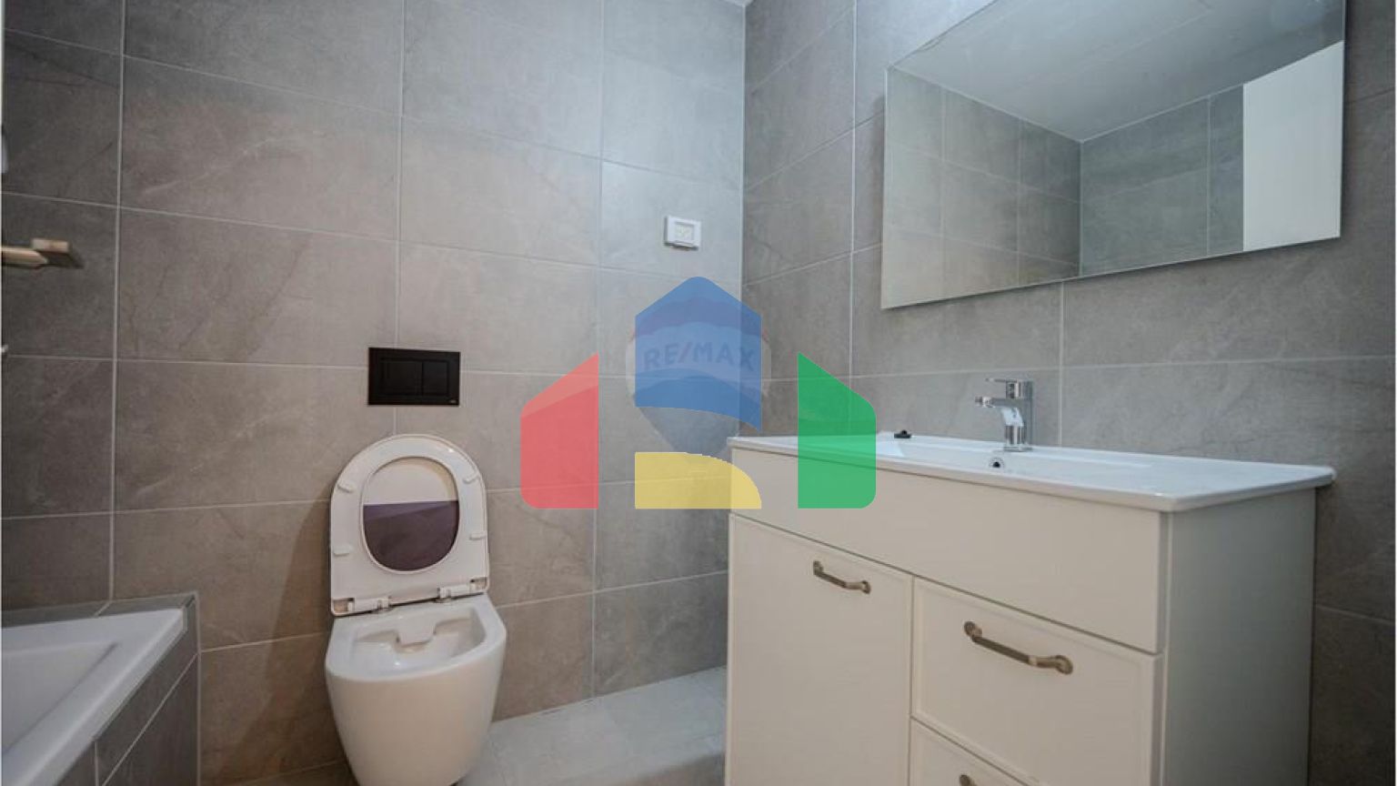 Residential - Condo/Apartment - Tel Aviv - Jaffa, Israel - HE