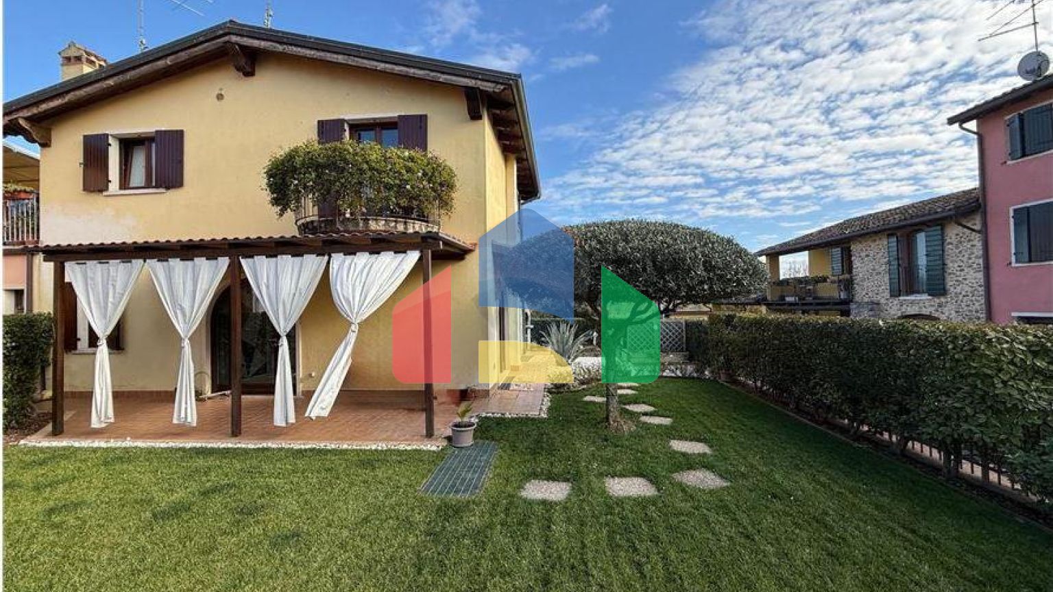 Residential - Townhouse - Castelnuovo del Garda - Italy
