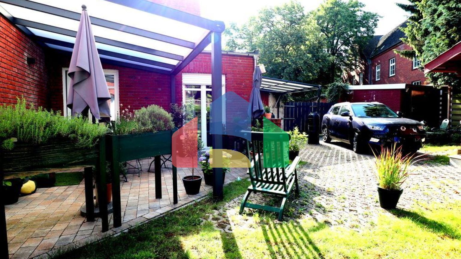 Residential - House with Commercial Space - Leer (Ostfriesland) - Germany